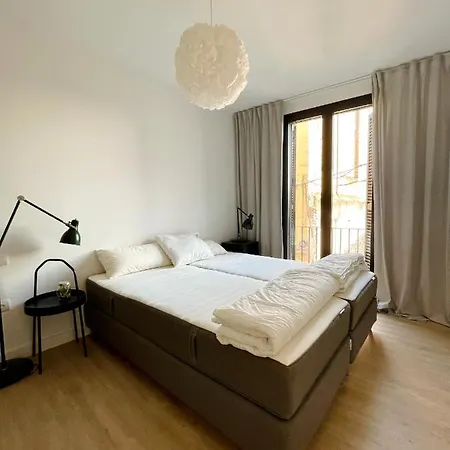 Calle Parras 10 * مالقة